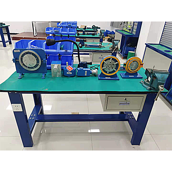 -32《冲压模具设计与制造》多媒体仿真设计综合试验装置(图1)