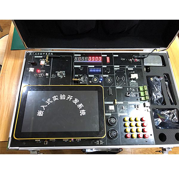 金属刀具陈列柜,钳工工艺学陈列柜,公差配合陈列柜(图1)
