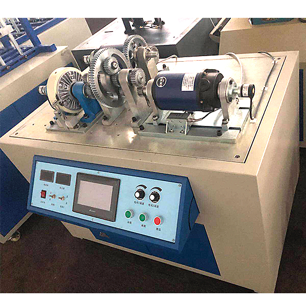 昆明将大量新增汽车驾驶模拟器,以缓解学车难(图1)